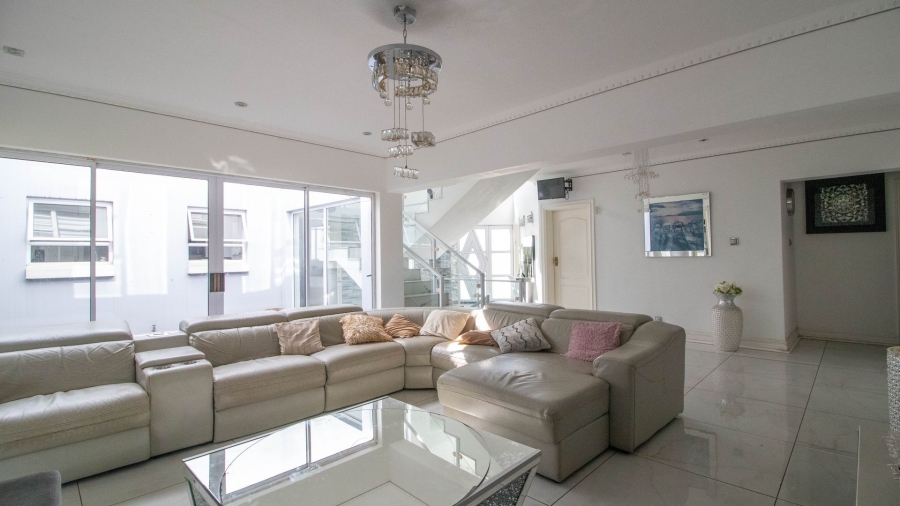 5 Bedroom Property for Sale in Selborne Eastern Cape